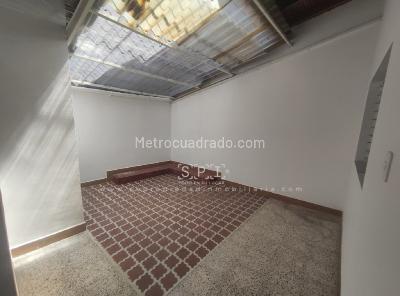Casa de 4 alcobas en venta en Conquistadores, Medellín, 293 m² · foto 16 de 20