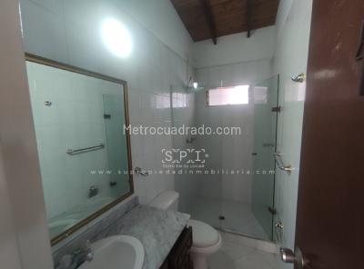 Casa de 4 alcobas en venta en Conquistadores, Medellín, 293 m² · foto 19 de 20