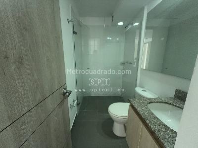Apartamento de 3 alcobas en venta en Belen Loma De Los Bernal, Medellín, 72 m² · foto 9 de 15