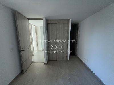 Apartamento de 3 alcobas en venta en Belen Loma De Los Bernal, Medellín, 72 m² · foto 14 de 15