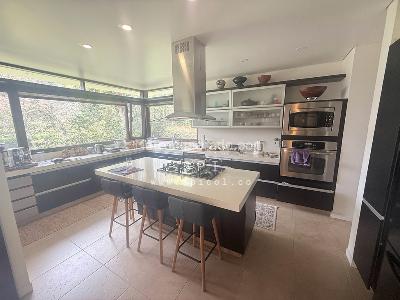 Casa de 3 alcobas en venta en Altos Del Escobero, Envigado, 422 m² · foto 2 de 20