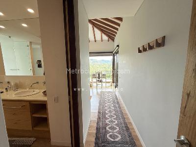 Casa de 3 alcobas en venta en Altos Del Escobero, Envigado, 422 m² · foto 15 de 20