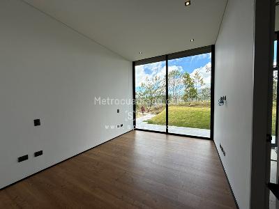 Casa en venta en Loma Del Escobero, Envigado · foto 13 de 20