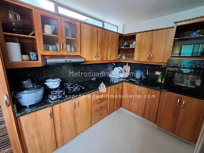 Casa de 5 alcobas en venta en Las Antillas, Envigado, 375 m² · foto 6 de 20