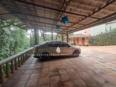 Casa de 5 alcobas en venta en Las Antillas, Envigado, 375 m² · foto 8 de 20