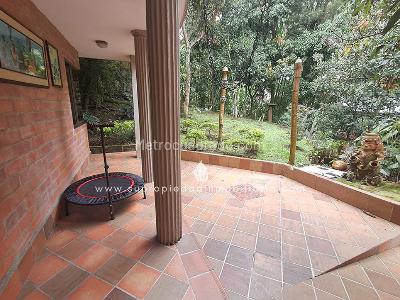 Casa de 5 alcobas en venta en Las Antillas, Envigado, 375 m² · foto 15 de 20