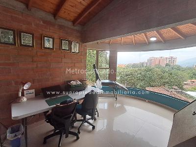 Casa de 5 alcobas en venta en Las Antillas, Envigado, 375 m² · foto 17 de 20