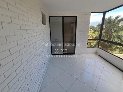 Apartamento de 3 alcobas en venta en El Poblado, Medellín, 155 m² · foto 4 de 16