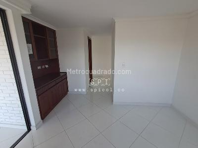 Apartamento de 3 alcobas en venta en El Poblado, Medellín, 155 m² · foto 6 de 16