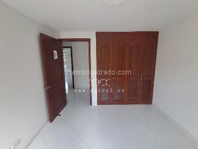 Apartamento de 3 alcobas en venta en El Poblado, Medellín, 155 m² · foto 10 de 16