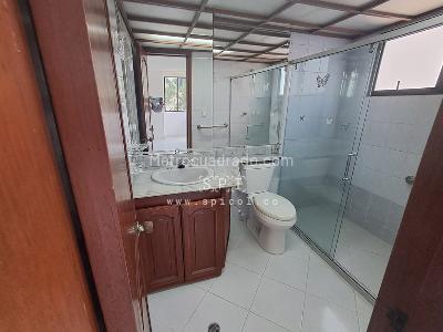 Apartamento de 3 alcobas en venta en El Poblado, Medellín, 155 m² · foto 14 de 16