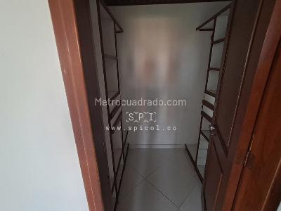 Apartamento de 3 alcobas en venta en El Poblado, Medellín, 155 m² · foto 15 de 16