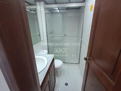Apartamento de 3 alcobas en venta en El Poblado, Medellín, 155 m² · foto 16 de 16