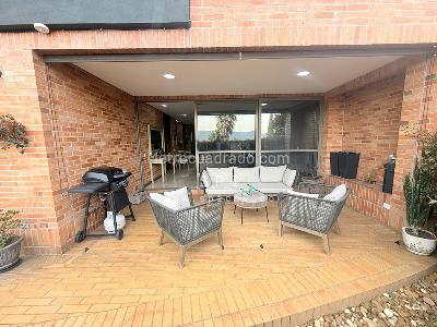 Casa de 4 alcobas en venta en Altos Del Poblado, Medellín, 350 m² · foto 3 de 20