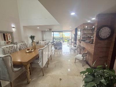 Casa de 4 alcobas en venta en Altos Del Poblado, Medellín, 350 m² · foto 4 de 20