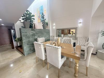 Casa de 4 alcobas en venta en Altos Del Poblado, Medellín, 350 m² · foto 5 de 20