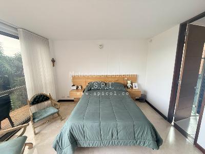 Casa de 4 alcobas en venta en Altos Del Poblado, Medellín, 350 m² · foto 14 de 20