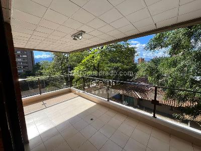 Apartamento de 3 alcobas en venta en Loma De Los Parra, Medellín, 200 m² · foto 6 de 20