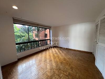 Apartamento de 3 alcobas en venta en Loma De Los Parra, Medellín, 200 m² · foto 11 de 20