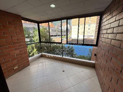 Apartamento de 3 alcobas en venta en Loma De Los Parra, Medellín, 200 m² · foto 14 de 20