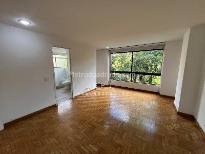 Apartamento de 3 alcobas en venta en Loma De Los Parra, Medellín, 200 m² · foto 18 de 20