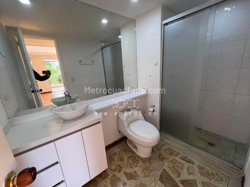 Apartment in Medellín, Alejandría, El Poblado - Más
