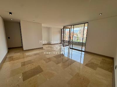 Apartamento en arriendo en Alejandria, Medellín · foto 2 de 20