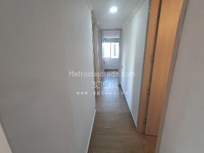 Apartamento de 3 alcobas en venta en El Poblado, Medellín, 70 m² · foto 4 de 20