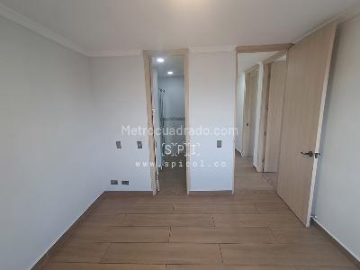 Apartamento de 3 alcobas en venta en El Poblado, Medellín, 70 m² · foto 6 de 20