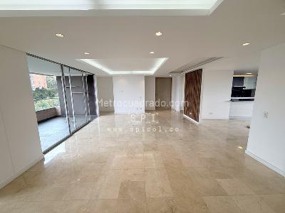 Apartamento en arriendo en El Tesoro, Medellín · foto 2 de 20
