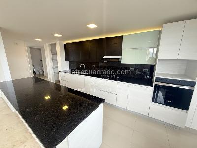Apartamento en arriendo en El Tesoro, Medellín · foto 7 de 20