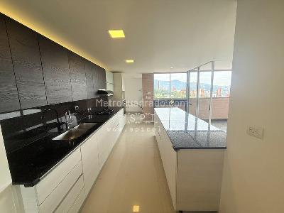 Apartamento en arriendo en El Tesoro, Medellín · foto 9 de 20