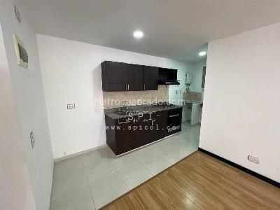 Apartamento de 3 alcobas en venta en El Poblado, Medellín, 87 m² · foto 3 de 19