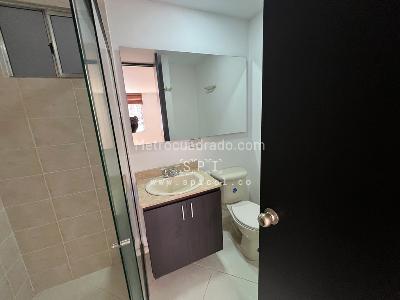 Apartamento de 3 alcobas en venta en El Poblado, Medellín, 87 m² · foto 17 de 19
