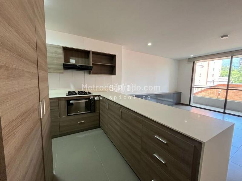 Apartamento en Arriendo, Loma Del Escobero, Envigado - 2