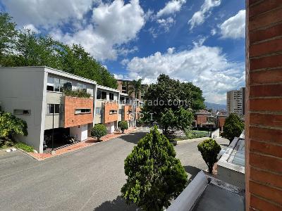 Casa de 4 alcobas en venta en Altos Del Poblado, Medellín, 280 m² · foto 18 de 20