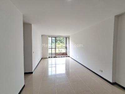 Apartamento de 3 alcobas en arriendo en Los Gonzalez, Medellín, 76 m² · foto 6 de 20