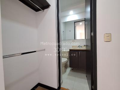 Apartamento de 3 alcobas en arriendo en Los Gonzalez, Medellín, 76 m² · foto 16 de 20