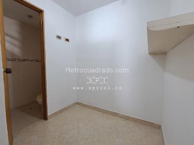Apartamento de 3 alcobas en arriendo en El Velodromo, Medellín, 95 m² · foto 12 de 16