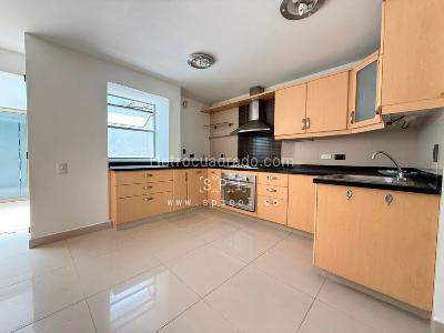Casa de 4 alcobas en venta en Las Palmas, Medellín, 380 m² · foto 2 de 20