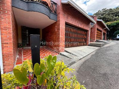 Casa de 4 alcobas en venta en Las Palmas, Medellín, 380 m² · foto 14 de 20