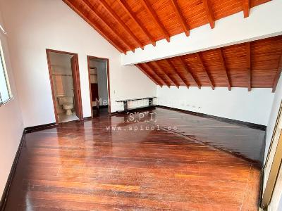 Casa de 4 alcobas en venta en Las Palmas, Medellín, 380 m² · foto 19 de 20