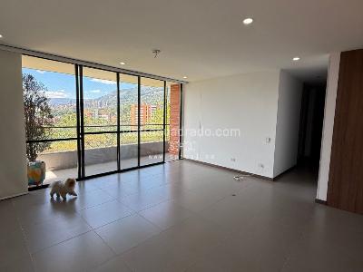 Apartamento de 3 alcobas en venta en Loma Del Escobero, Envigado, 108 m² · foto 3 de 15