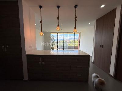 Apartamento de 3 alcobas en venta en Loma Del Escobero, Envigado, 108 m² · foto 4 de 15