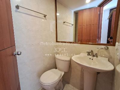 Apartamento de 3 alcobas en arriendo en Nueva Autopista, Bogotá, 111 m² · foto 7 de 20