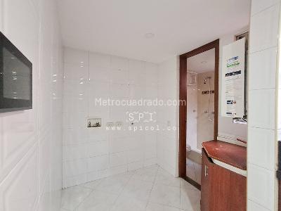 Apartamento de 3 alcobas en arriendo en Nueva Autopista, Bogotá, 111 m² · foto 8 de 20