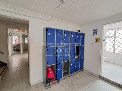 Casa de 5 alcobas en venta en La Clarita Engativa, Bogotá, 380 m² · foto 5 de 20