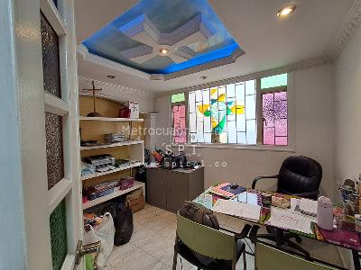 Casa de 5 alcobas en venta en La Clarita Engativa, Bogotá, 380 m² · foto 8 de 20