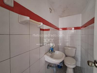 Casa de 5 alcobas en venta en La Clarita Engativa, Bogotá, 380 m² · foto 14 de 20