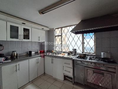 Casa de 5 alcobas en venta en La Clarita Engativa, Bogotá, 380 m² · foto 15 de 20